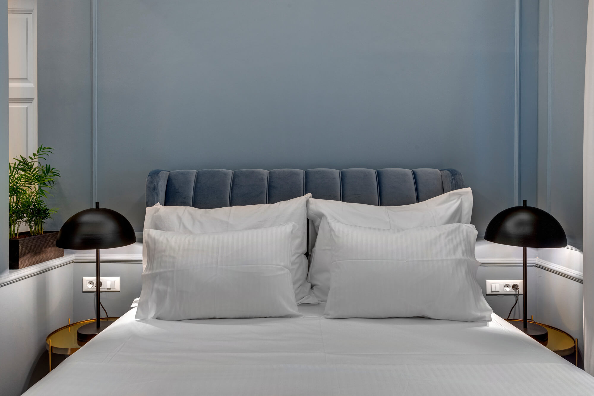 Grigio suite bedroom