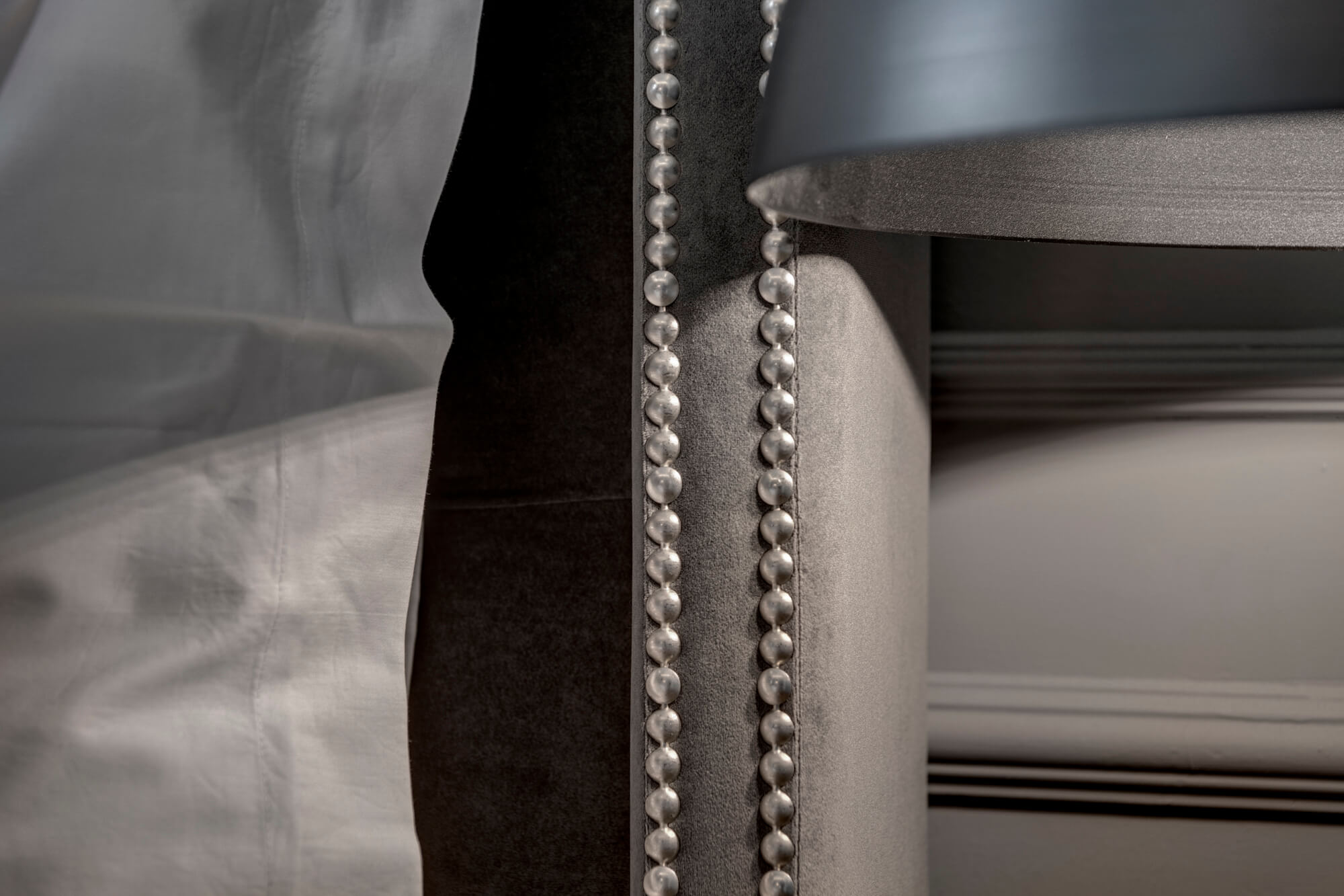 Detail from an Amare suite