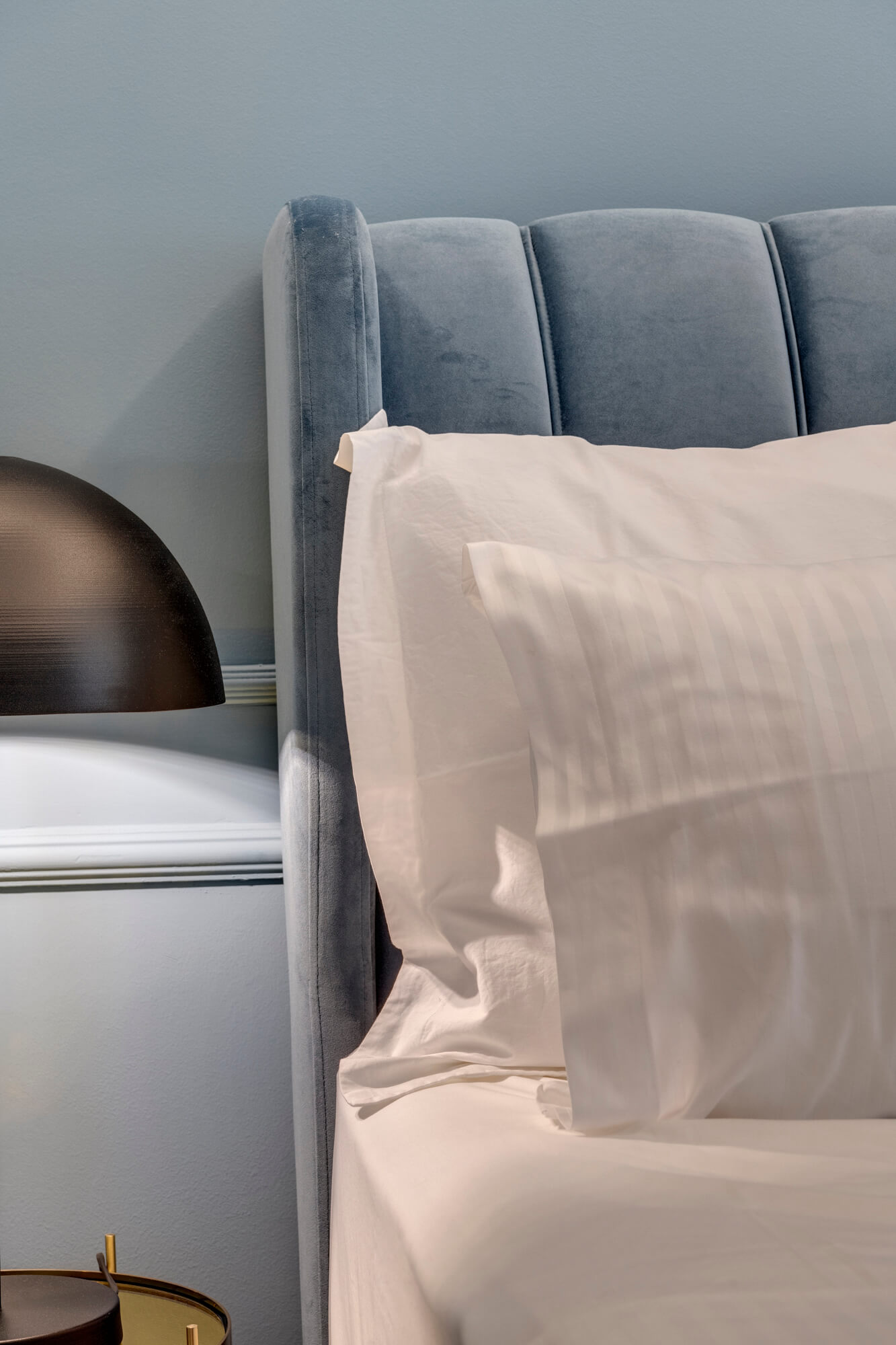 Grigio suite bedroom