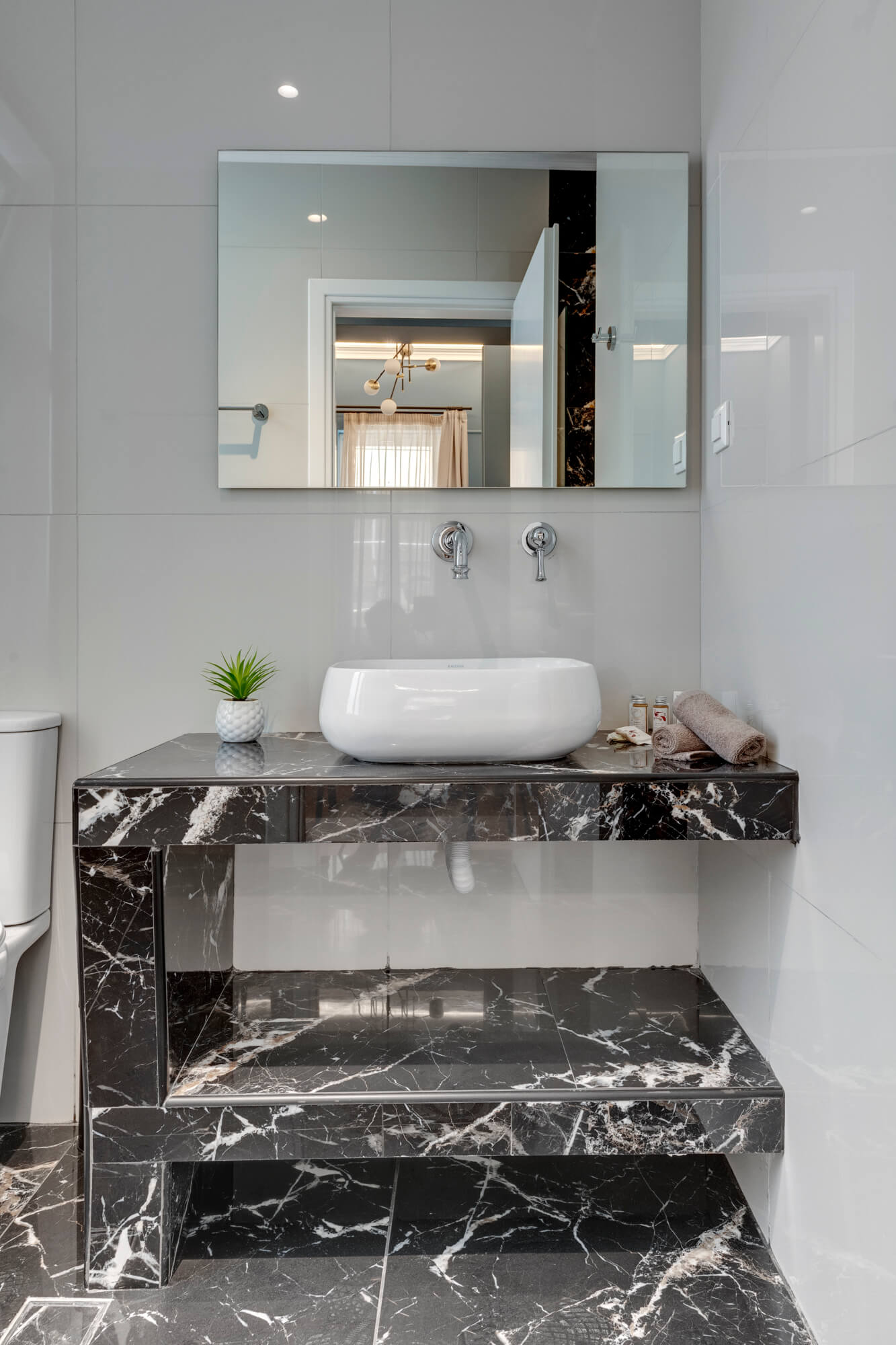 Blue suite bathroom