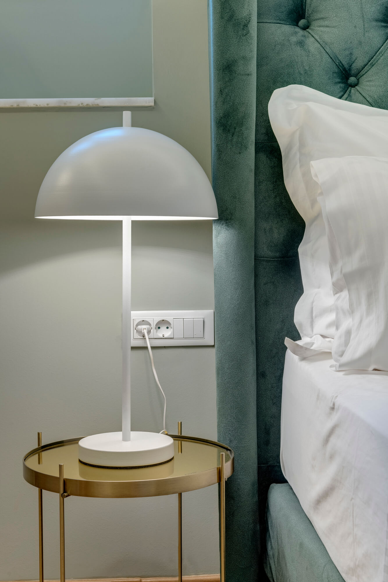 Green suite bedroom